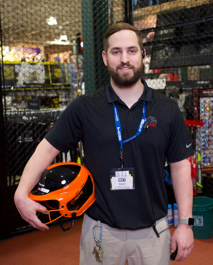 Homepage-Pittsburgh-Content-Block DSG Store teammate