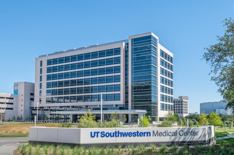 Harold C. Simmons Comprehensive Cancer Center