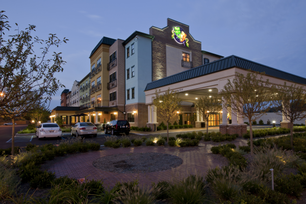 Exterior shot of Mardi Gras Casino and Resort