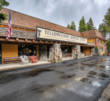 Exterior shot of Yellowstone General Store