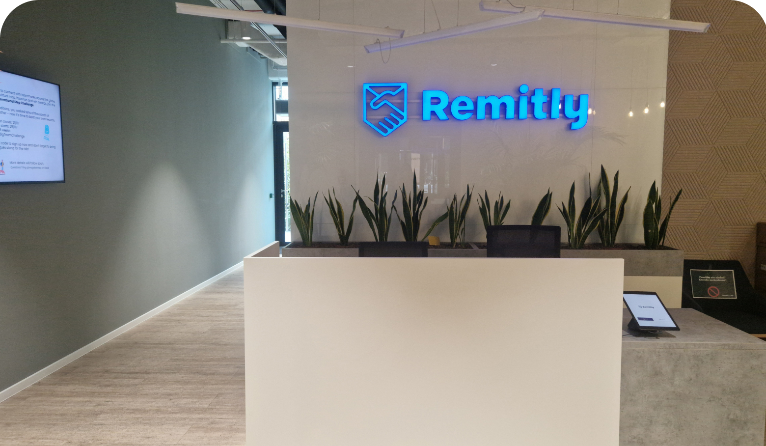Remitly Poland lobby